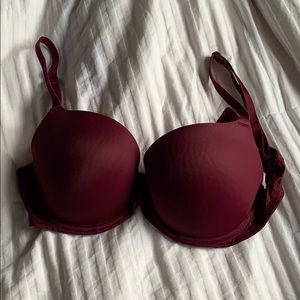 Vs Pink wear everywhere bra
